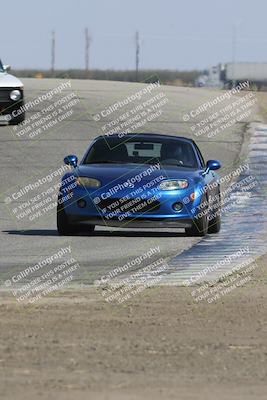 media/Oct-21-2023-Speed Ventures (Sat) [[ddf75163c5]]/Yellow/Grapevine/